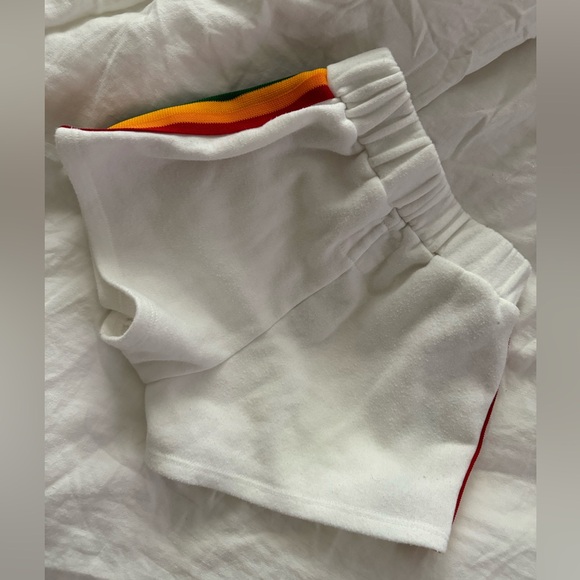 Camp Collection Shorts - Picture 4 of 4